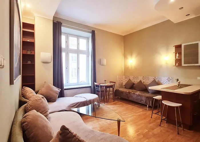 Bright&Comfy Apt -Few Min To Main Square